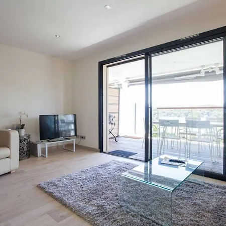 Outstanding Sea View Luxury Residential With Swimming Pool *